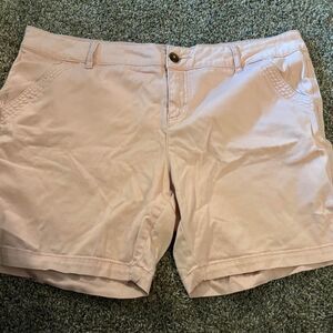 Maurice’s size 20 pink shorts